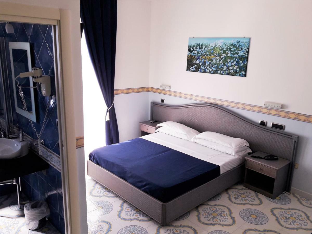 Hotel Stella Maris Casal Velino Pokoj fotografie